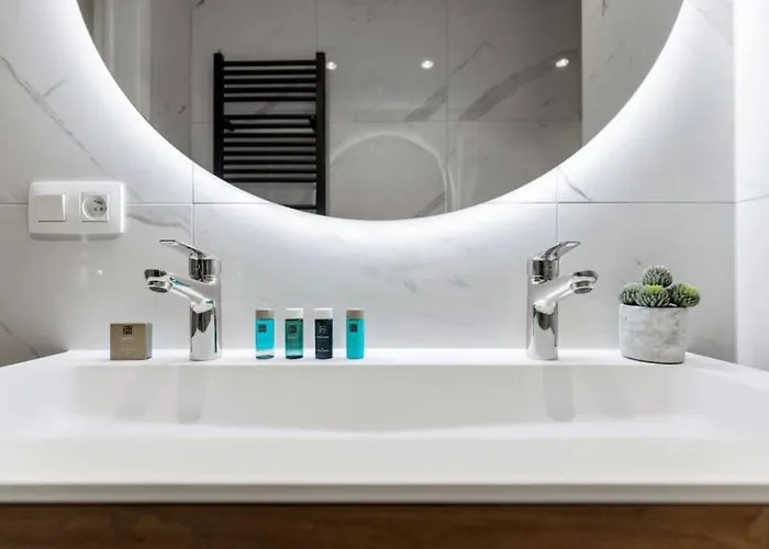 公寓 Albane - Modern 2 Slaapkamer 奥斯滕德