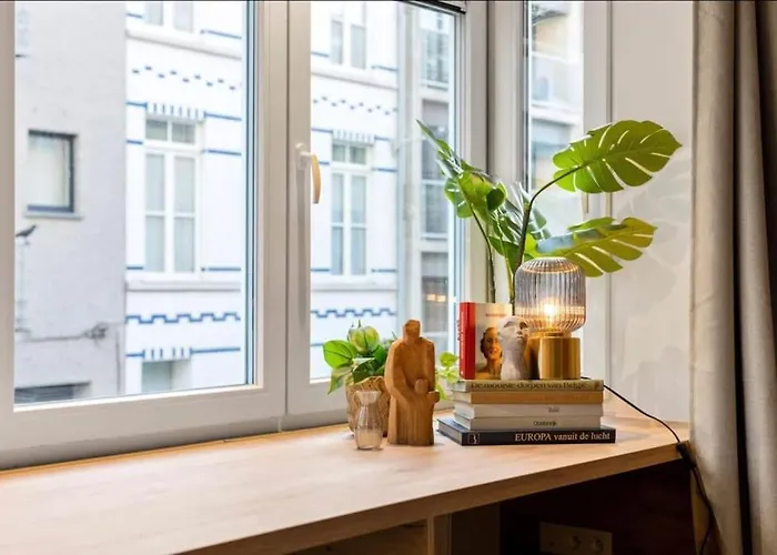 Albane - Modern 2 Slaapkamer Appartement *